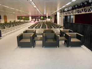 蘿崗區會展會議服務 專業沙發長條椅與貴賓椅租賃，打造卓越會務體驗